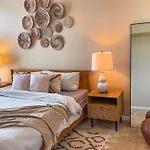 Sunny 1Bdr Centrally Located In Marina Del Rey
